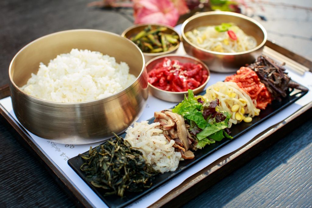 산방 비빔밥 상차림